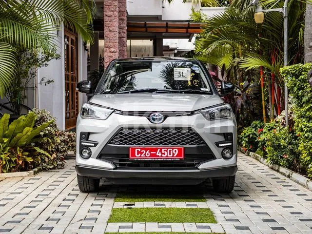 Toyota Raize Z 1.2L Hybrid Bsm