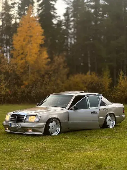 Mercedes-Benz 300 D