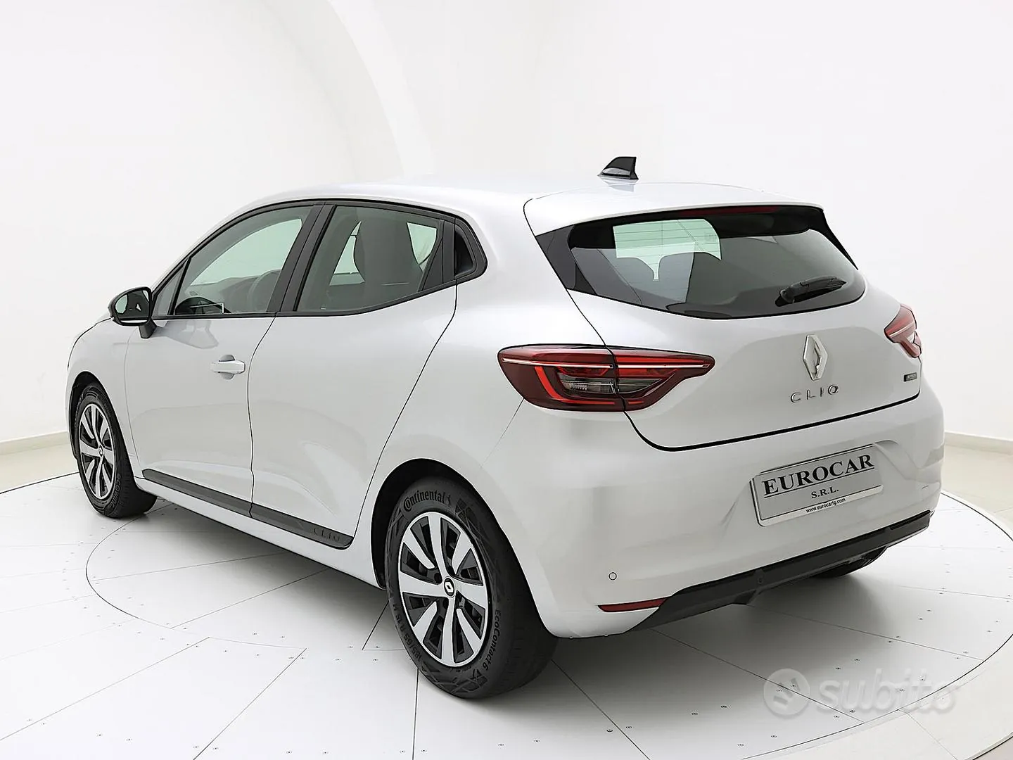 Renault Clio 2023 photo 2