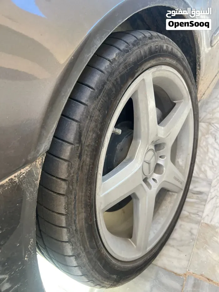 Mercedes-Benz E-Class 2009 photo 4