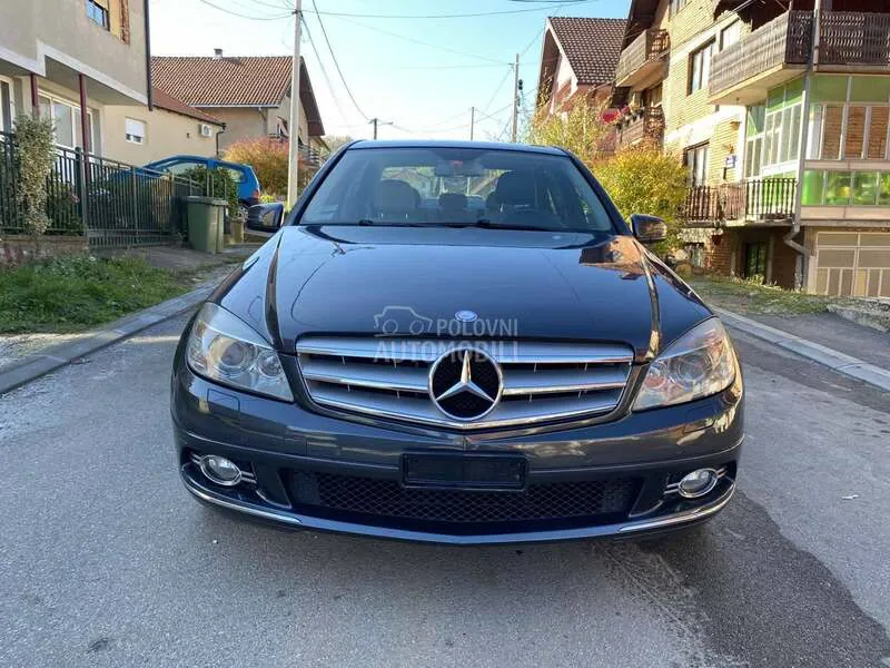 Mercedes-Benz C 280 2009 photo 2
