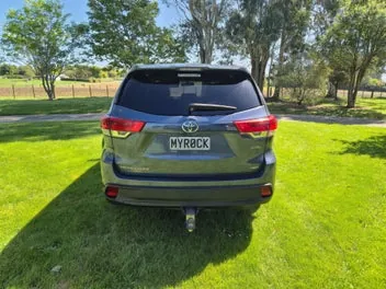 Toyota Highlander 2017 photo 3