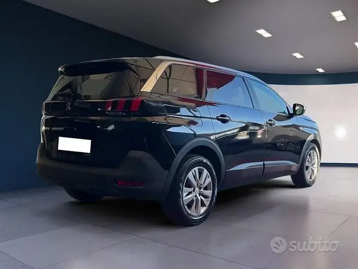 Peugeot 5008 2020 photo 4