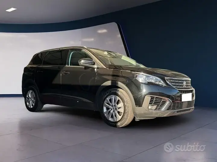 Peugeot 5008 2020 photo 3