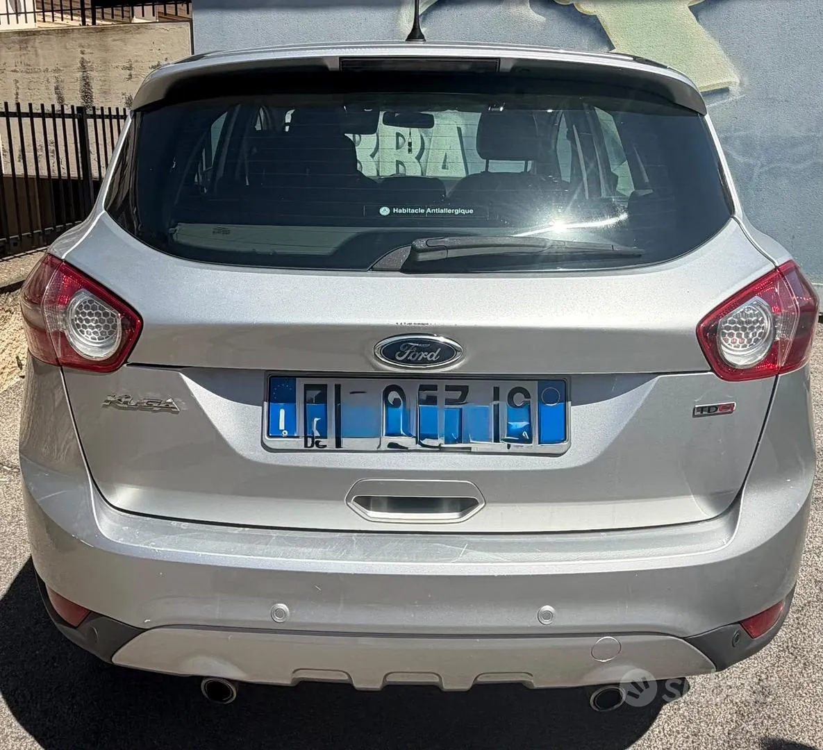 Ford Kuga 2010 photo 2