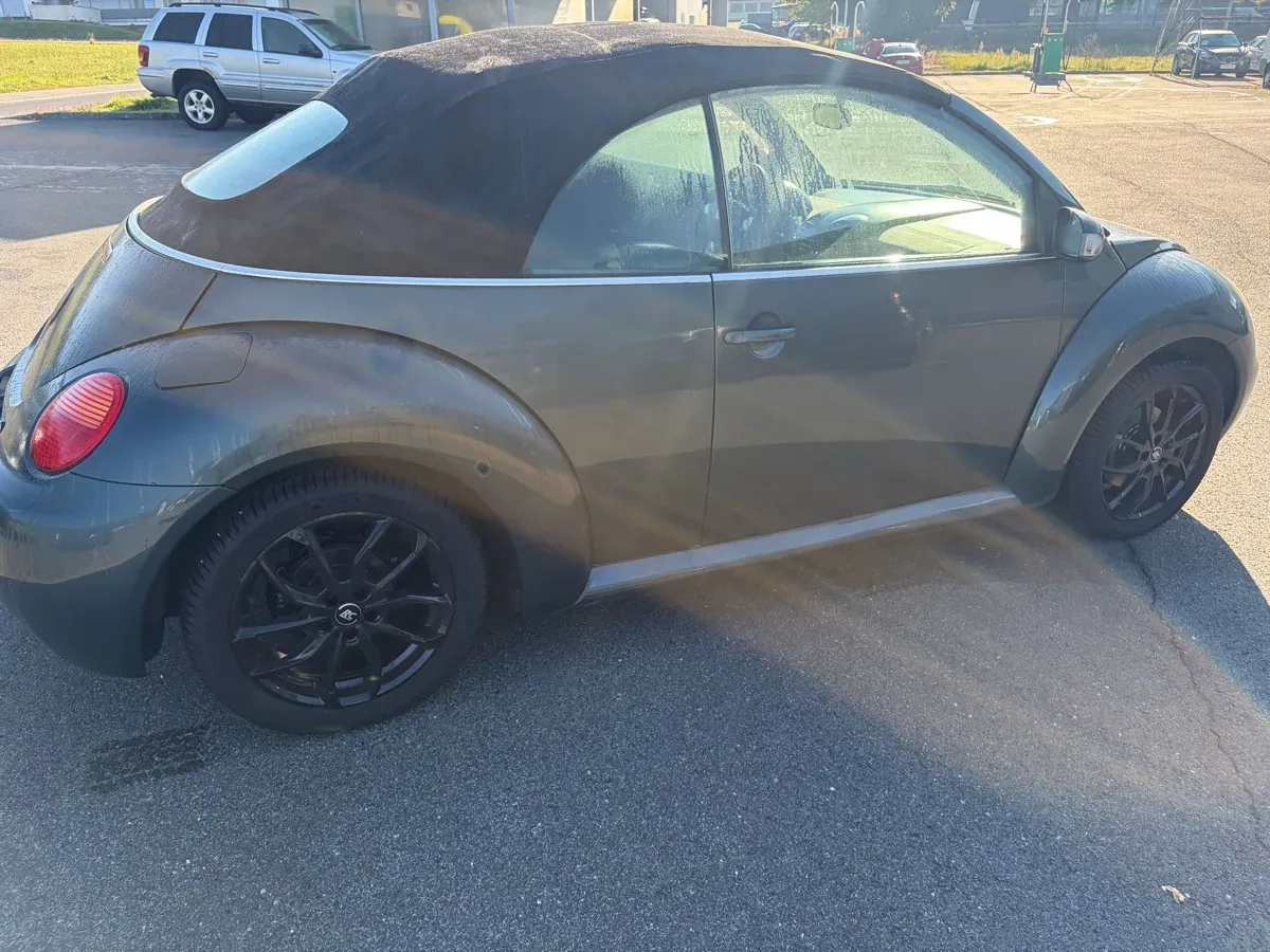 Volkswagen Beetle 2004 photo 2