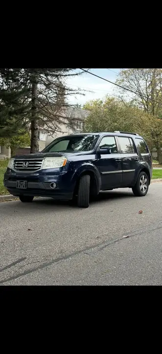 Honda Pilot 2014 photo 2