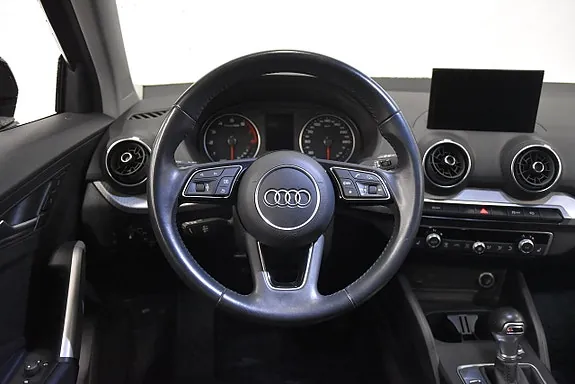 Audi Q2 2019 photo 2
