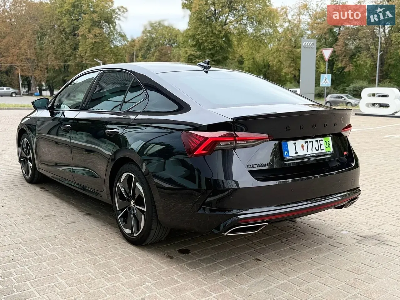 Skoda Octavia 2023 photo 2