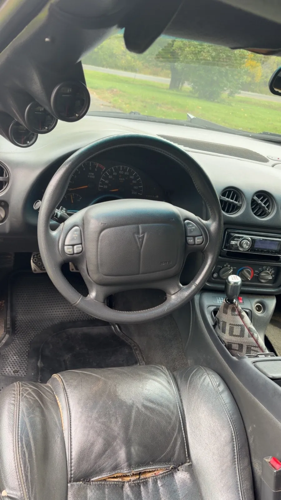 Pontiac Firebird 1996 photo 2