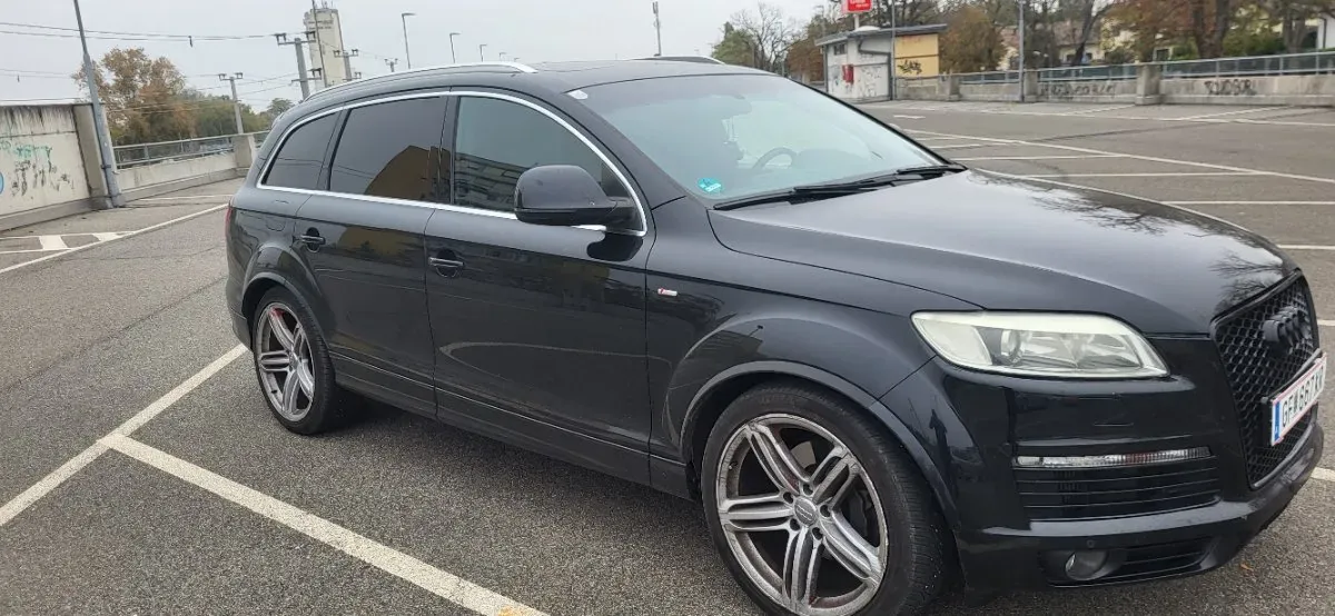 Audi Q7 2007 photo 2