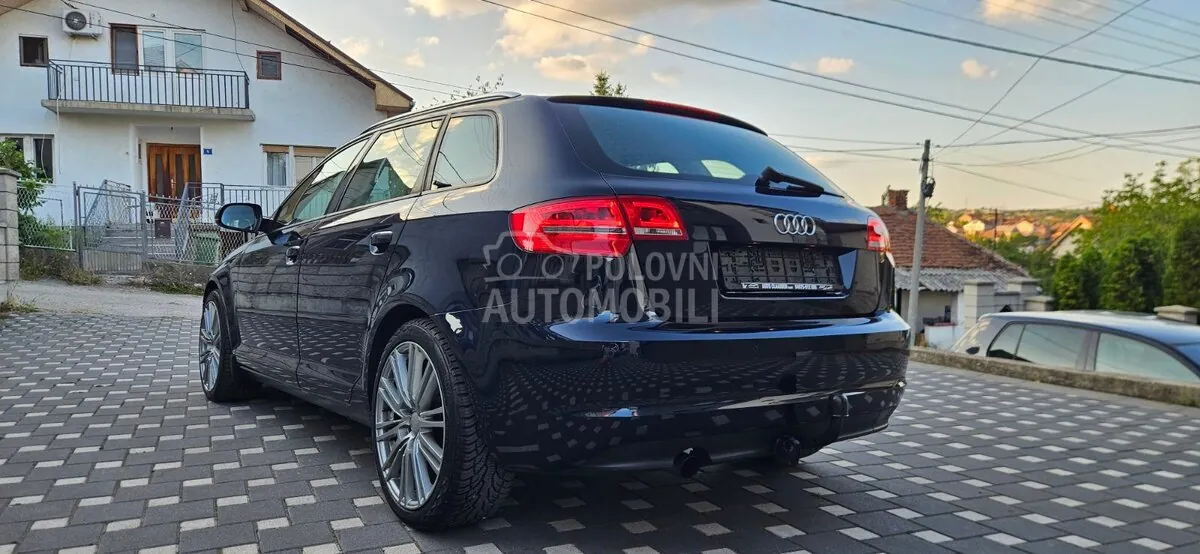 Audi A3 2011 photo 2