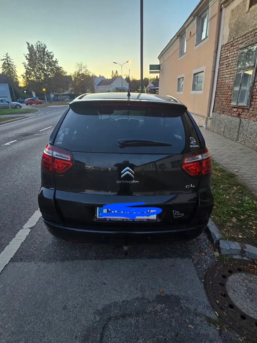 Citroen C4 Picasso 2011 photo 3