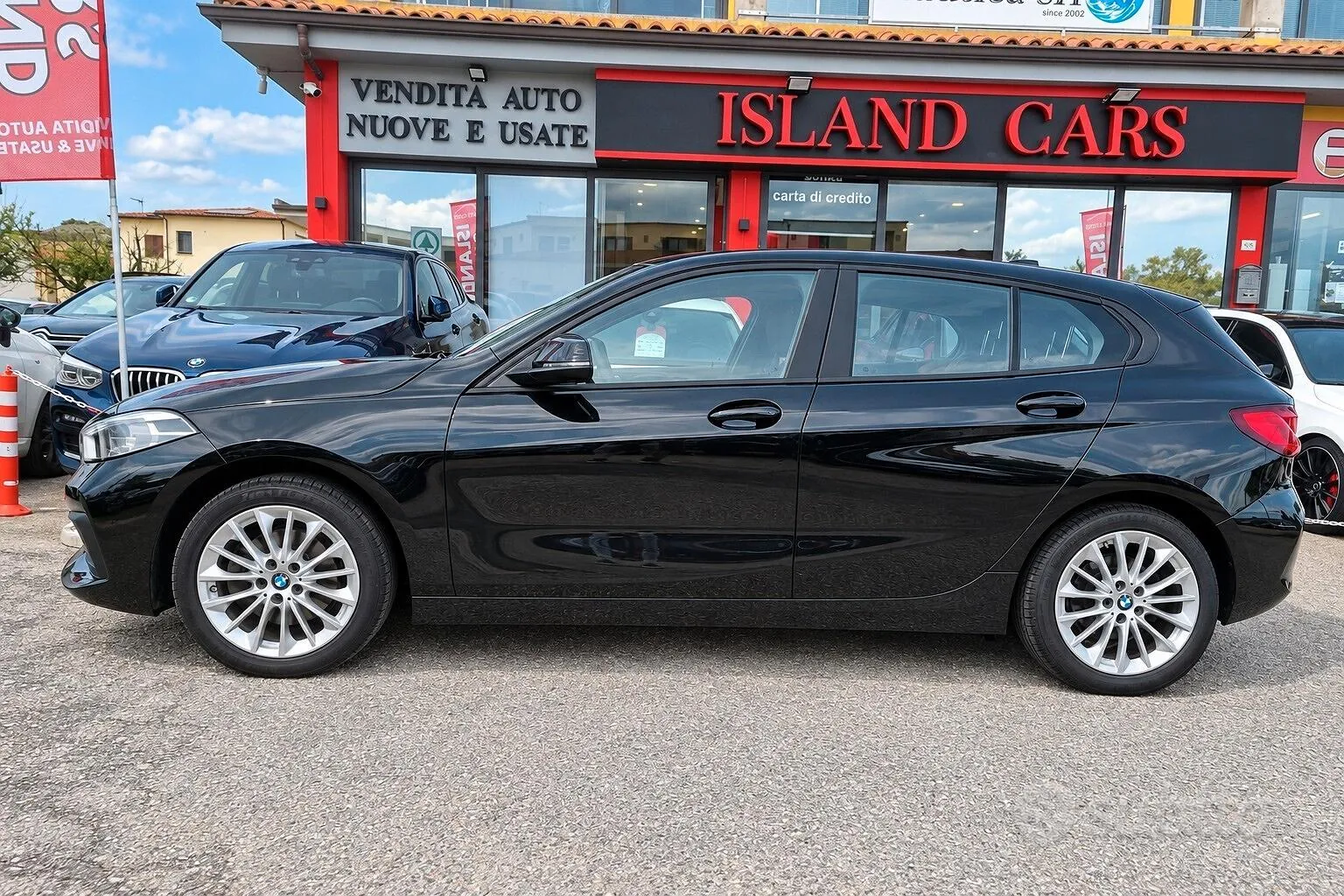 BMW 118I 2022 photo 2