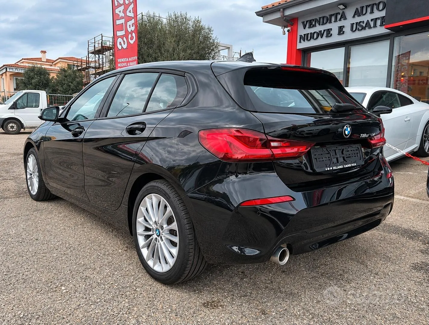 BMW 118I 2022 photo 3