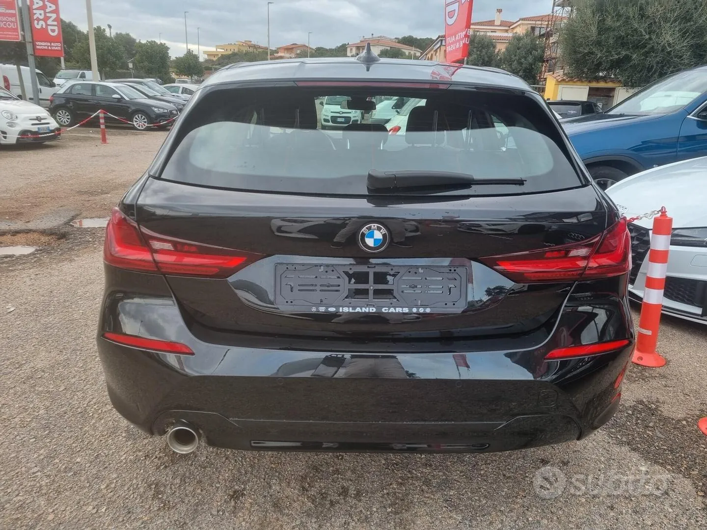 BMW 118I 2022 photo 4
