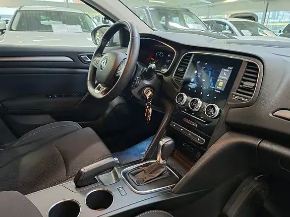 Renault Megane 2022 photo 3