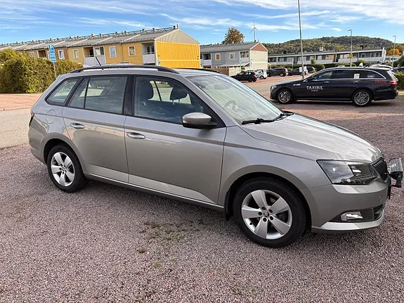 Skoda Fabia 2017 photo 4