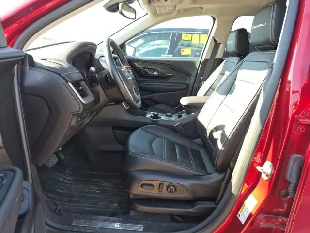 GMC Terrain 2024 photo 2