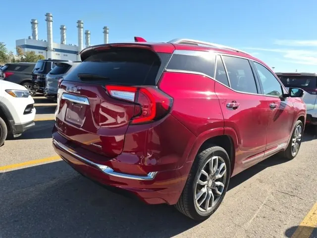 GMC Terrain 2024 photo 3