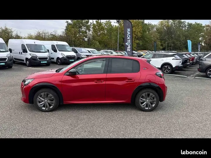 Peugeot 208 2023 photo 2