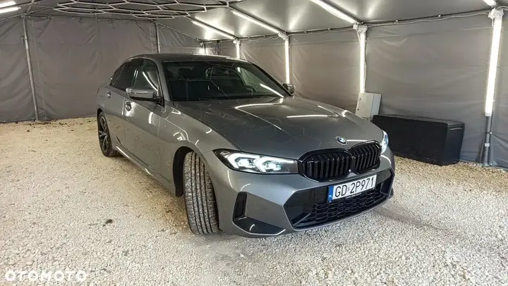 BMW 3 Series 2024 photo 4