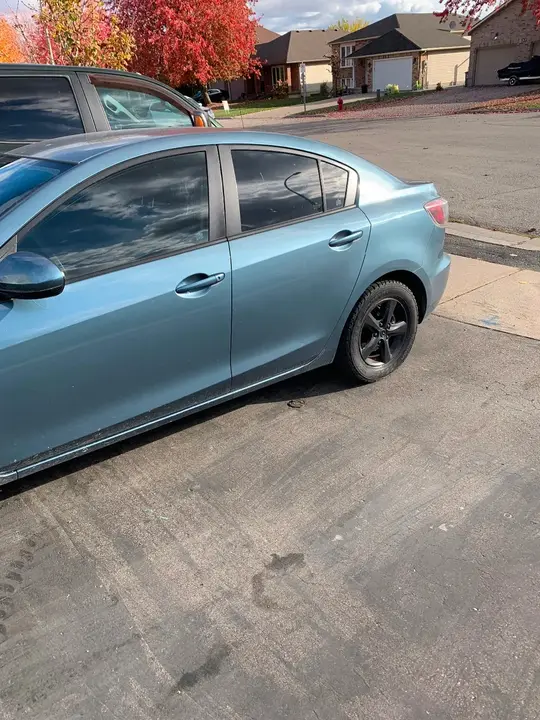 Mazda 3 2010 photo 2