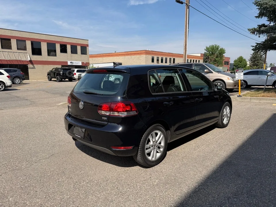 Volkswagen Golf 2011 photo 4