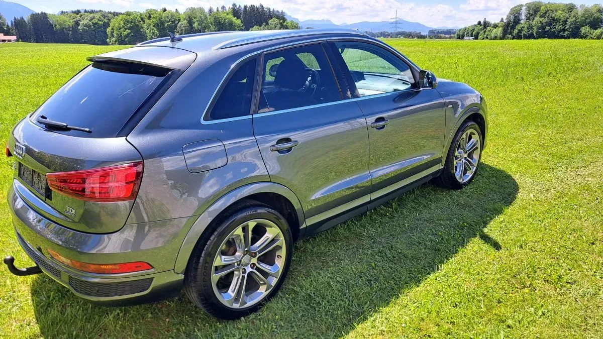 Audi Q3 2015 photo 3