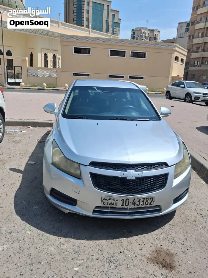 Chevrolet Cruze 2011 photo 2