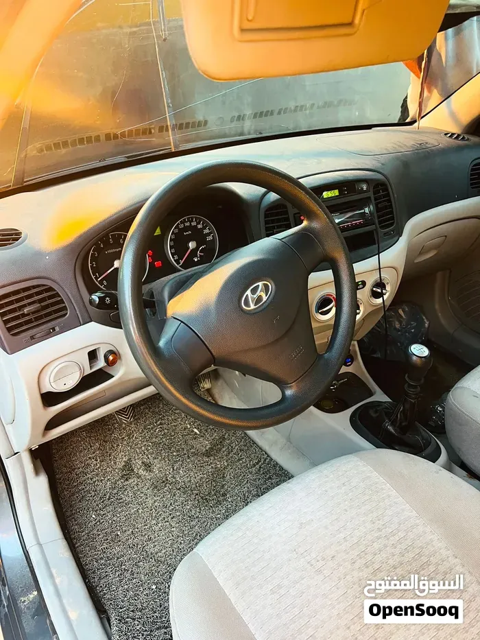 Hyundai Accent 2008 photo 4