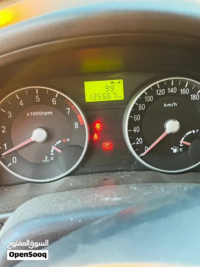 Hyundai Accent 2008 photo 3