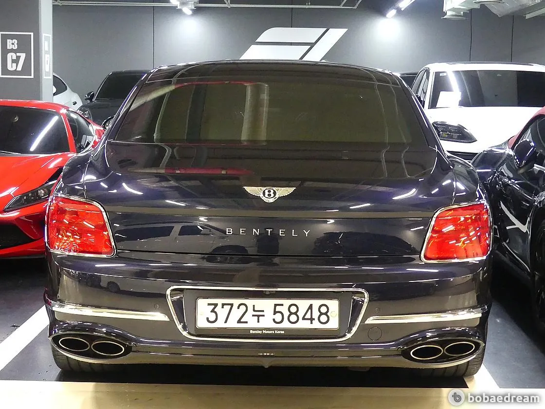 Bentley Flying Spur 2021 photo 3