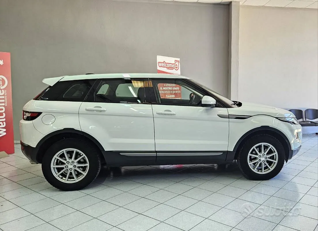 Land Rover Range Rover Evoque 2014 photo 4