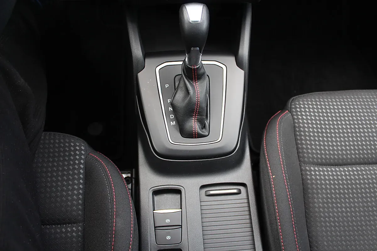 Ford Focus 2023 photo 2
