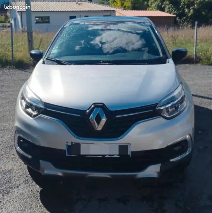 Renault Captur 2017 photo 2