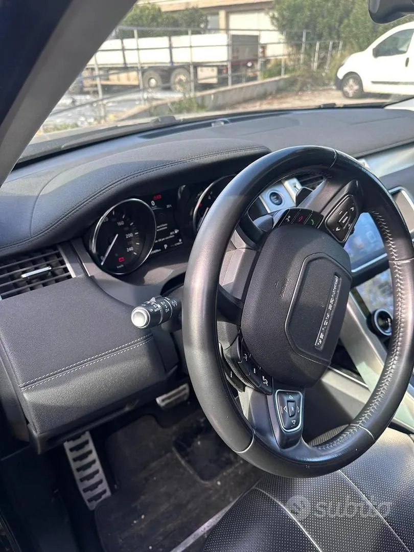 Land Rover Evoque 2018 photo 5