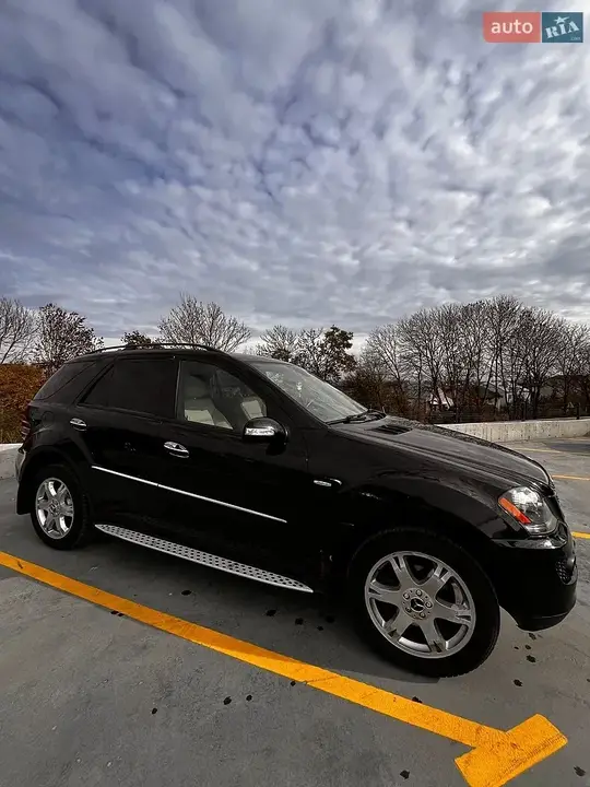 Mercedes-Benz M-Class 2008 photo 3