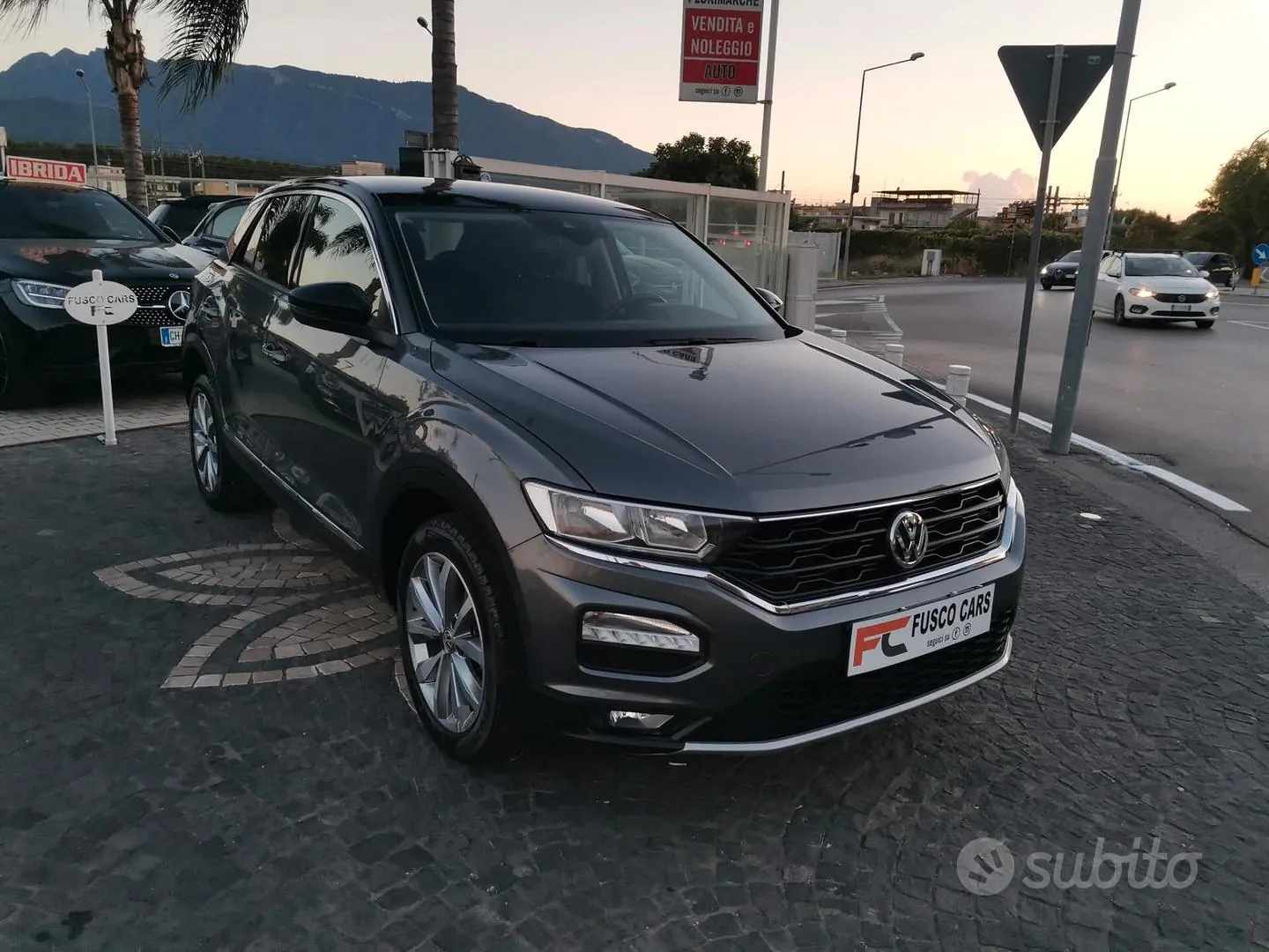 Volkswagen T-Roc 2019 photo 3