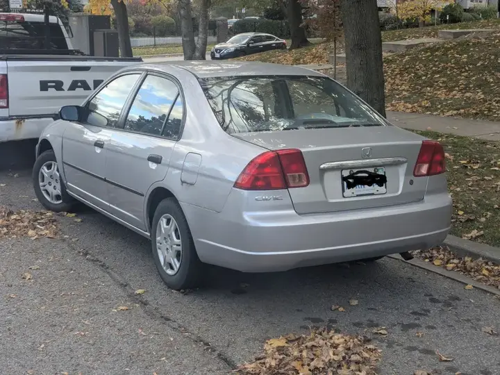 Honda Civic 2001 photo 2