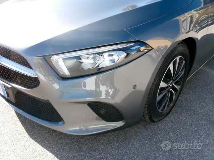 Mercedes-Benz A 180 2021 photo 4
