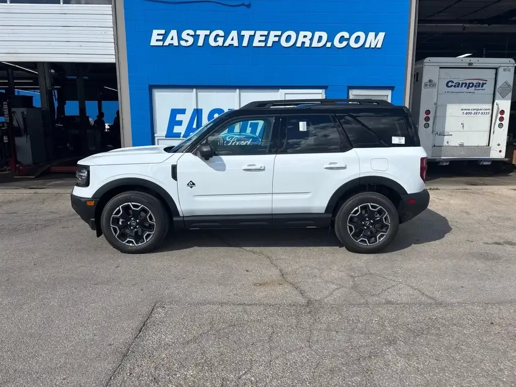Ford Bronco Sport 2026 photo 2