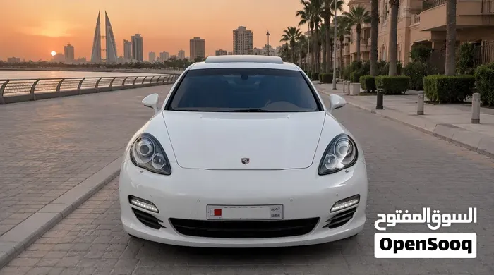 Porsche Panamera 2012 photo 3