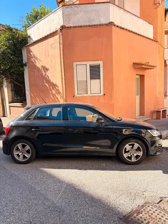 Audi A1 2016 photo 2