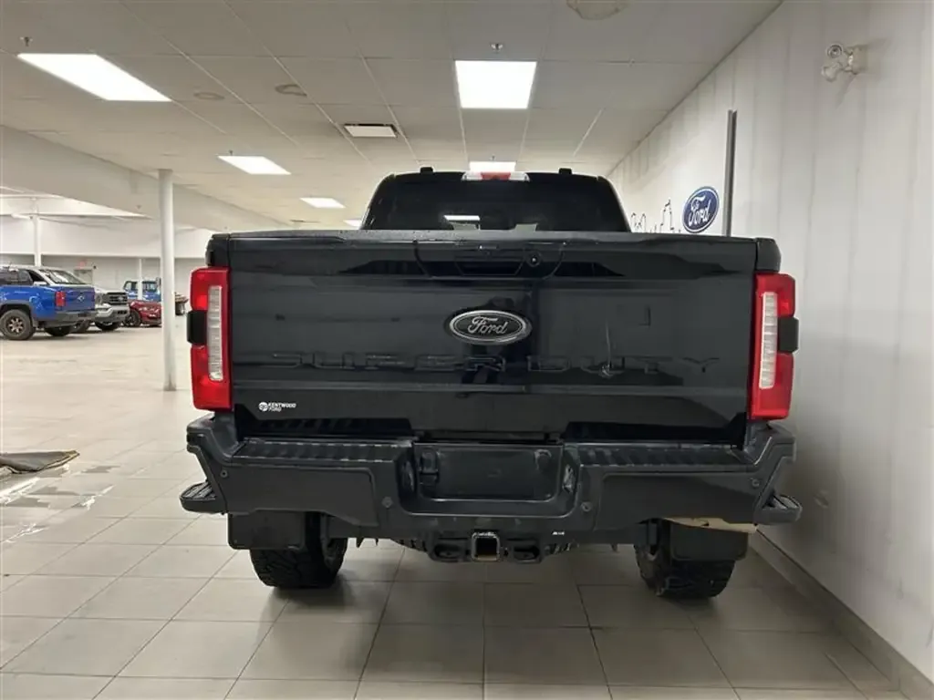 Ford F350 2025 photo 5