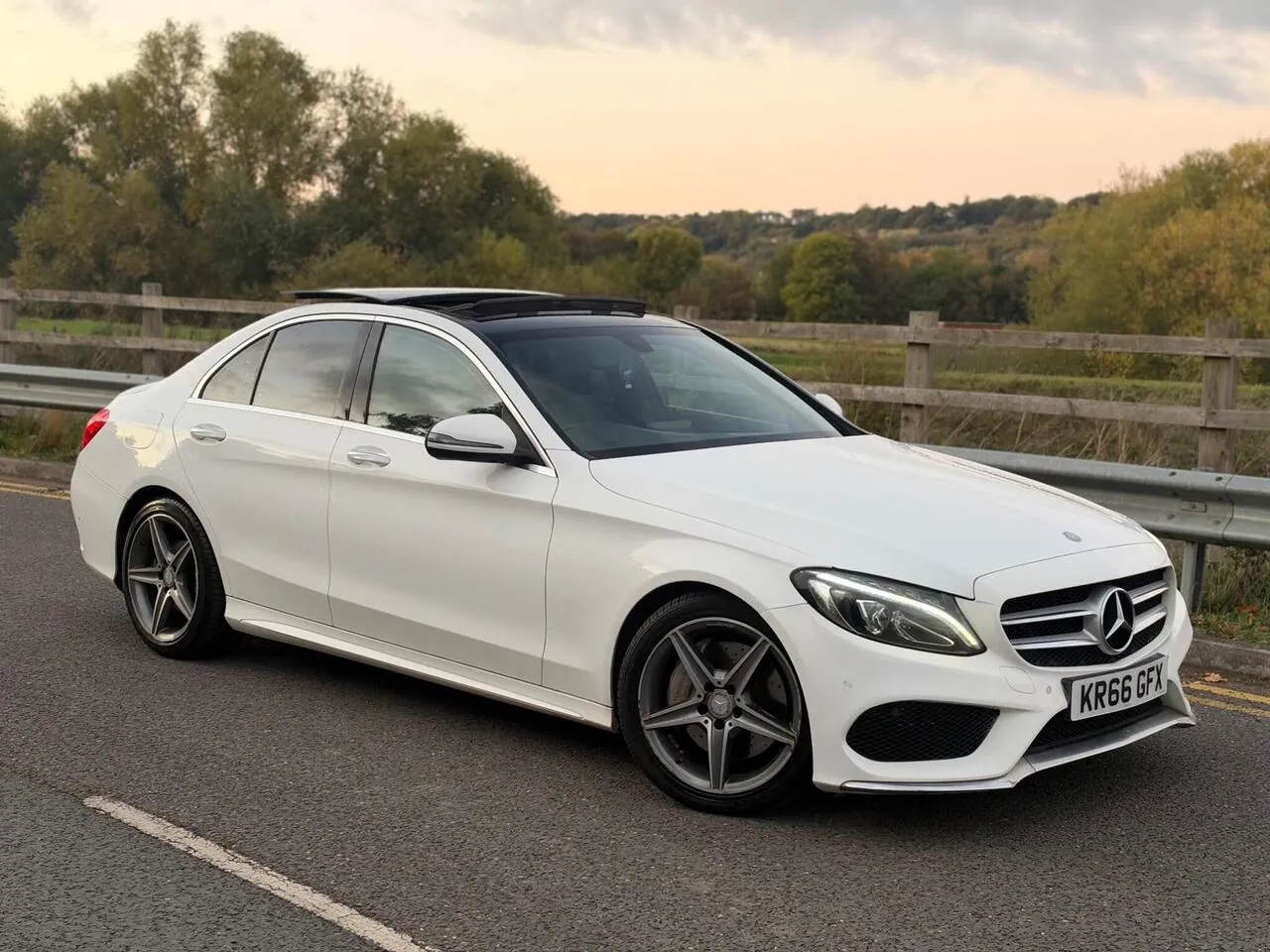 Mercedes-Benz C-Class 2016 photo 5