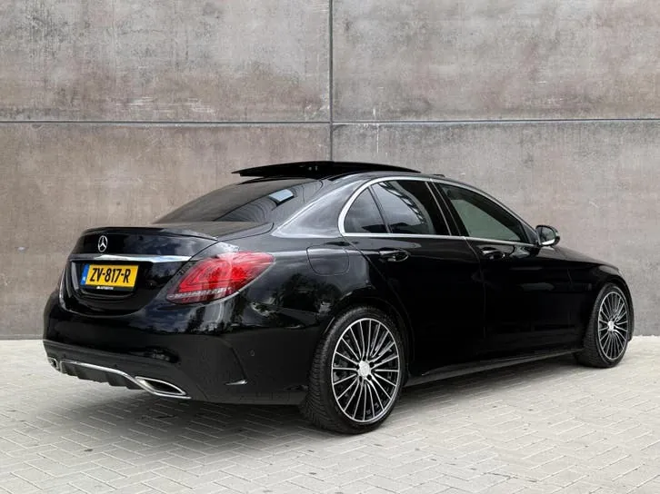 Mercedes-Benz C-Class 2019 photo 3