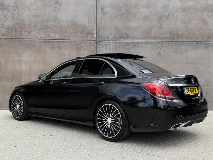 Mercedes-Benz C-Class 2019 photo 2