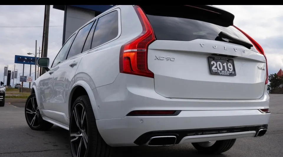 Volvo Xc90 2019 photo 2