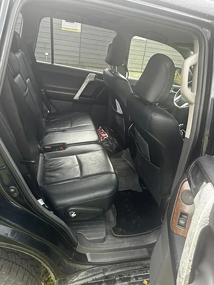 Toyota Land Cruiser 2010 photo 5